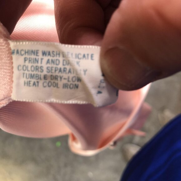 VINTAGE Vanity Fair 3 Piece Pajama Set Womens 34 Pink Nylon Robe Made USA 90s - Picture 11 of 16